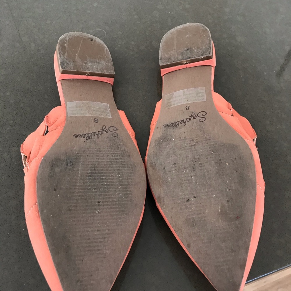 Slide on Sandals. - Picture 2 of 3